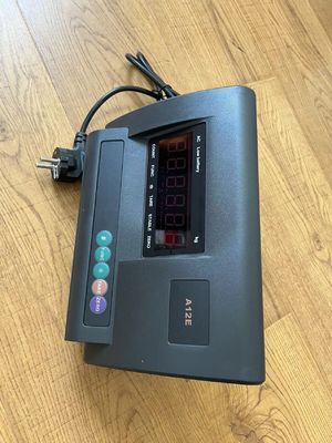 Indicador de la escala de la plataforma LCD para el pesaje de animales XK3190-A12 con carga de banco VDE-EUROPE